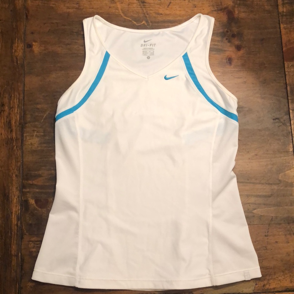 Nike DriFit Athletic Top sz M